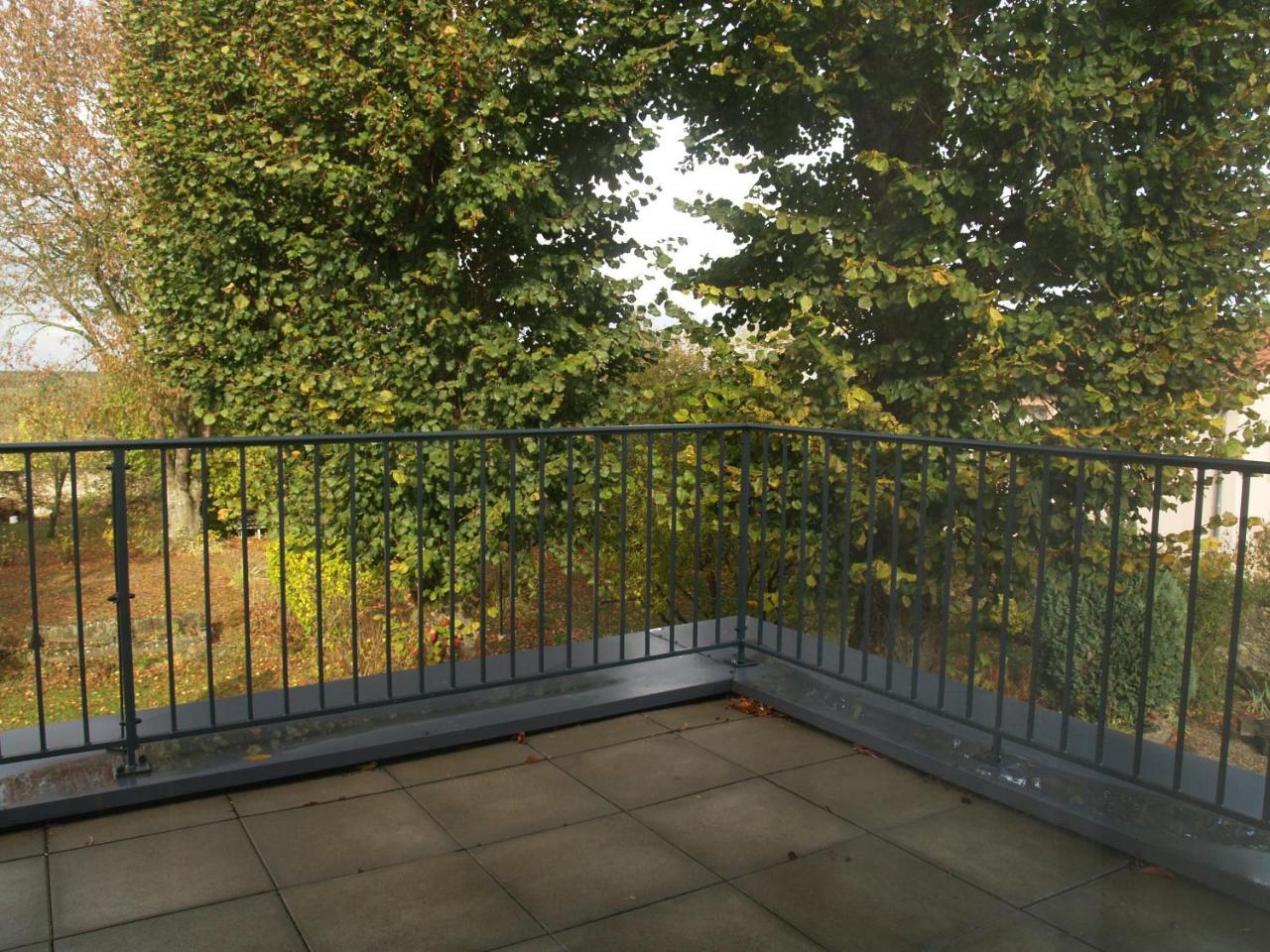Bed and Breakfast Les Jardins De La Grange Rezonville Exterior foto